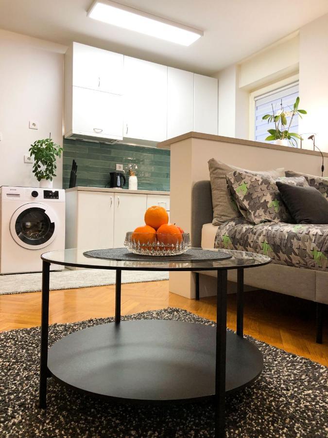 Promo - Flora Apartment Novi Sad Esterno foto