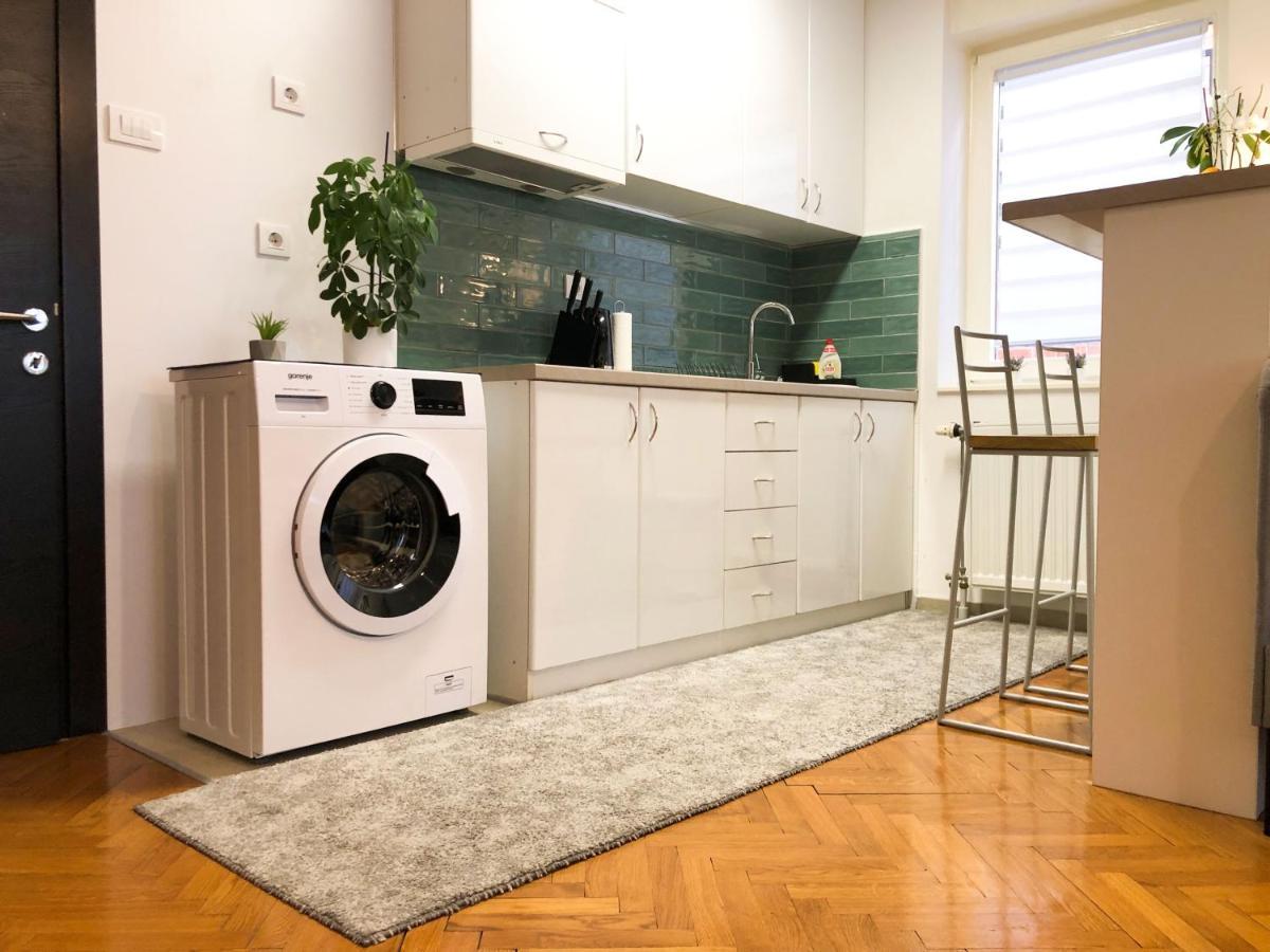 Promo - Flora Apartment Novi Sad Esterno foto
